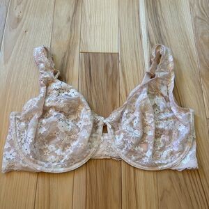 Victoria’s Secret Body by Victoria Lace Unlined Demi Bra